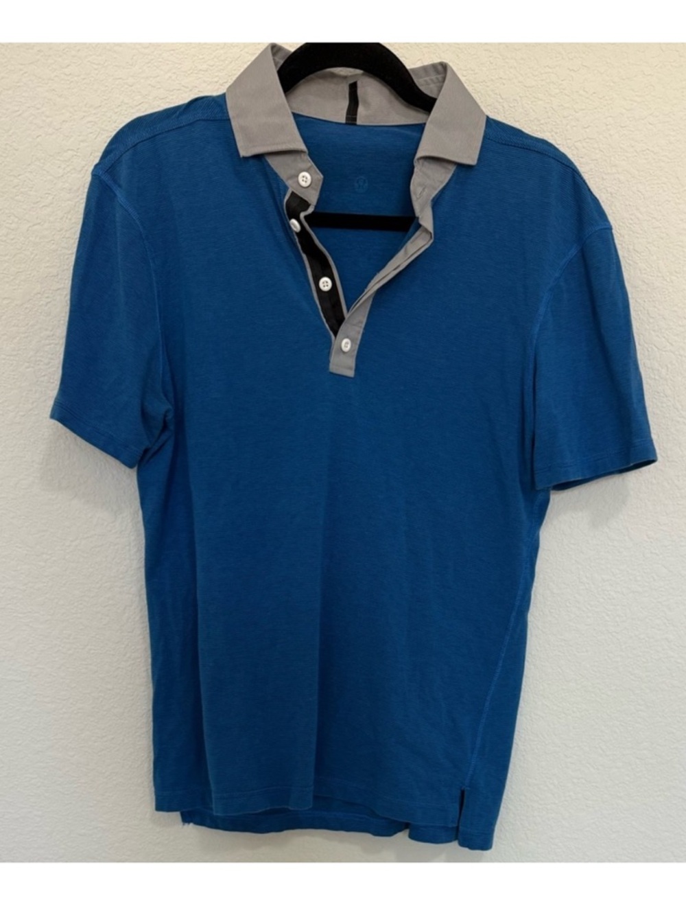 Lululemon Post Practice Polo Shirt Men’s Blue and Gray Size Small S